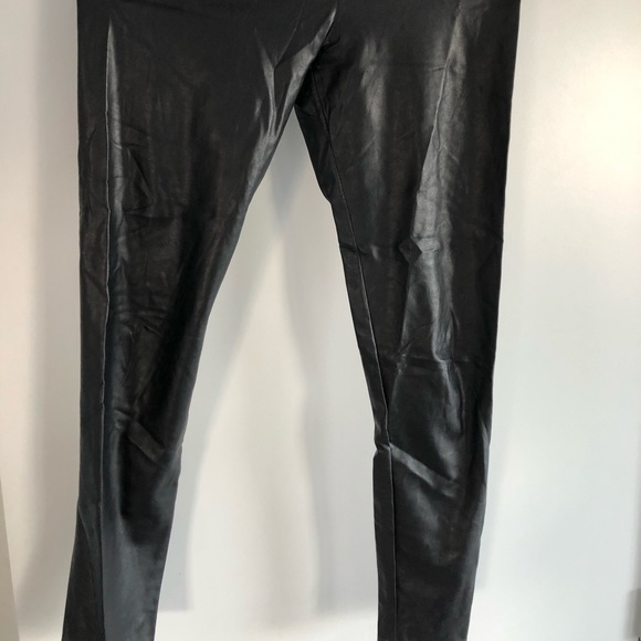 AritZia Daria Leggings - Picture 1 of 1
